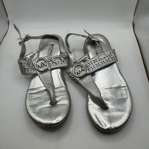 Michael Kors Toddler Size 11 Girls Silver MK Medallion Formal Sandals - Picture 1 of 9